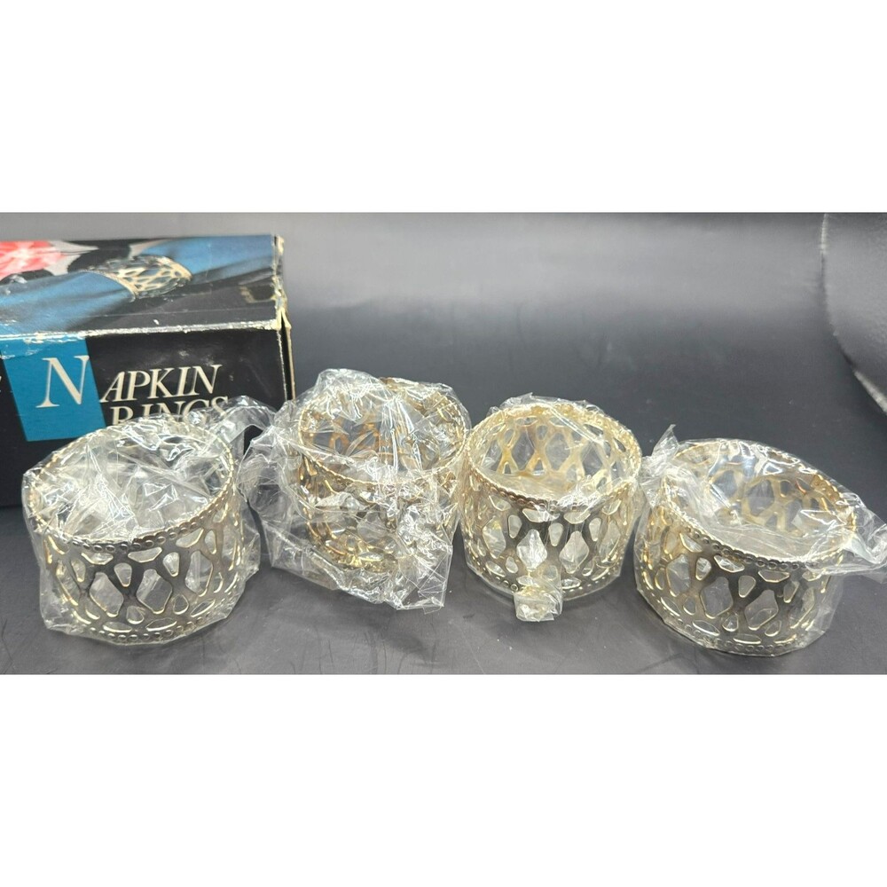 Vintage Set of 4 Silver-Plated Openwork Filigree / Lattice Napkin Rings in Box